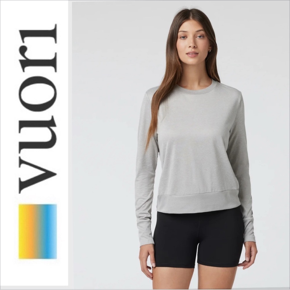 Vuori Daydream Crew in Light Heather Gray XL
